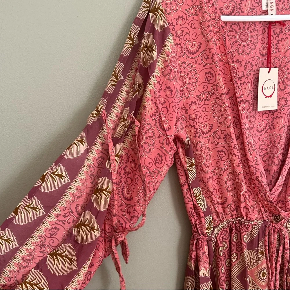 NWT raga passion struck slit sleeve mini dress women’s size medium pink boho - Picture 3 of 10